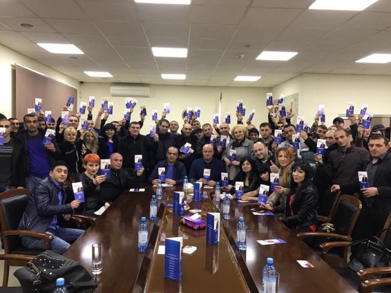 Photo. Ջերմ ու բարի աշխատանքային մթնոլորտով և հաղթանակի աներկբա հավատով