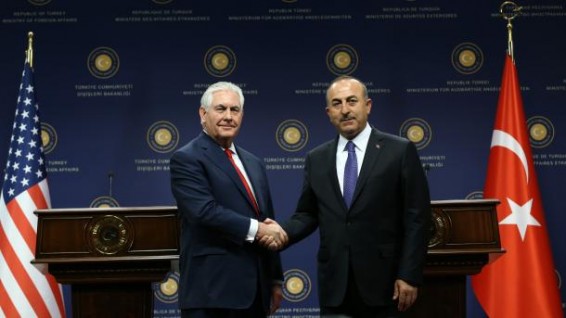 Глава МИД Турции и госсекретарь США провели совместную пресс-конференцию