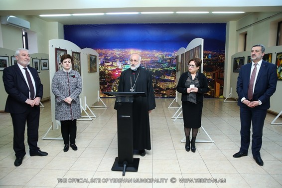 Բացվել է Ապրիլյան պատերազմի հերոսների հիշատակին նվիրված ցուցահանդես