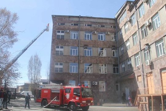 ՀԷՑ-ի աշխատակիցները տարհանվել են
