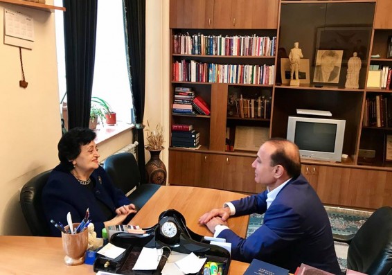 Photo. Այցելություն իմ վաղեմի բարեկամ տիկին Ռիմա Դեմիրճյանին