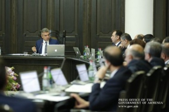 Գազալցակայանների կողմից մատուցվող ծառայությունների որակը գնահատվում է խիստ անբավարար. վարչապետ