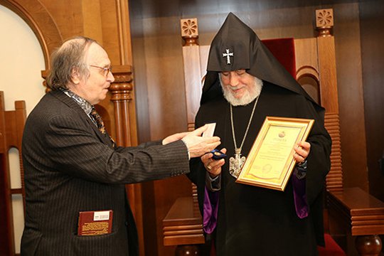 Ամենայն Հայոց Կաթողիկոսին «Բեթղեհեմյան ոսկե աստղ» շքանշան է շնորհվել