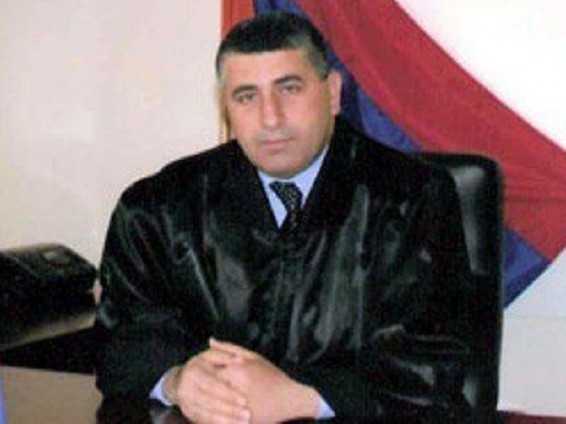 Կաշառք վերցնելու մեջ մեղադրվող դատավորի գործն ուղարկվել է դատախազին