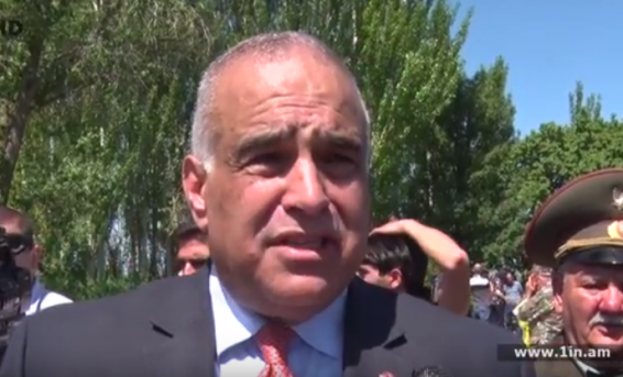 Video. Րաֆֆի Հովհաննիսյանը չի բացառում, որ «Ժառանգության» լիդերը կփոխվի