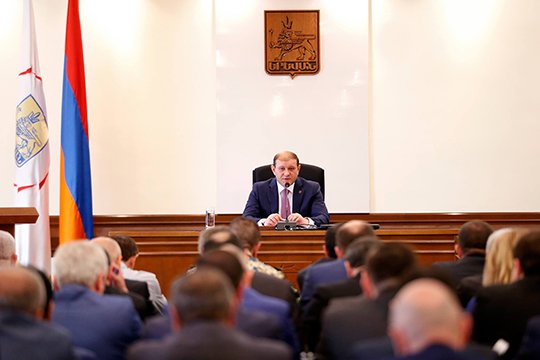 Երևանում բազմաբնակարան շենքերի նախատեսված 1618 մուտքից դեռ վերանորոգվել է 297-ը