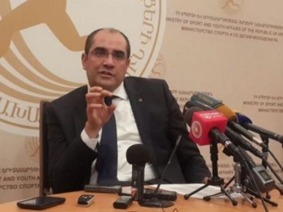 Հրաչյա Ռոստոմյանը կշարունակի մնալ սպորտի նախարարի պաշտոնում