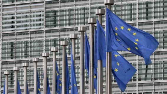 ЕС допускает введение санкций против Польши