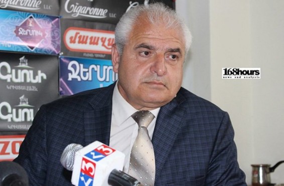 Այս Սահմանադրությունը սահմանափակում է կյանքի ամենակարևոր բաղադրիչը. Ազատ Արշակյան