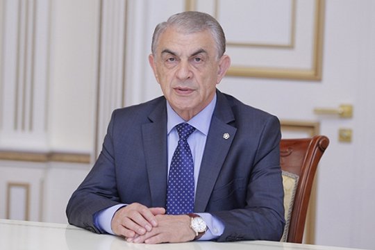 Նրա գրականությունը երբևէ ժամանակ չճանաչեց. Արա Բաբլոյանը ցավակցել է Պերճ Զեյթունցյանի մահվան կապակցությամբ